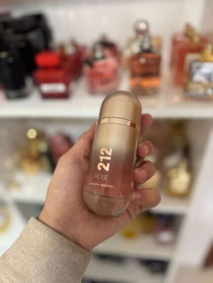 Carolina Herrera 212 VIP Rosé EDP